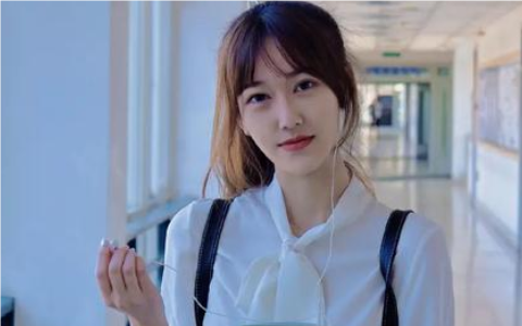 华东理工大学生家教许老师简历17025
